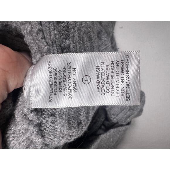 EVOLUTION BY CYRUS Women's Gray Cable Knit‎ Asymmetric Hem Pullover Size L - Picture 3 of 4